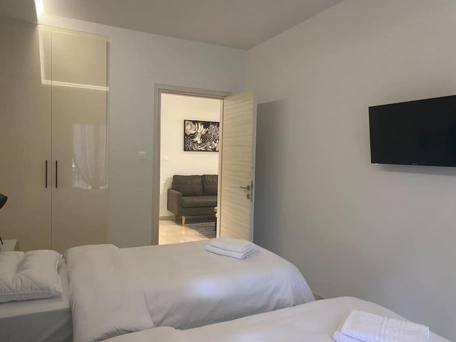 Apartment By The Castle Giannina Esterno foto