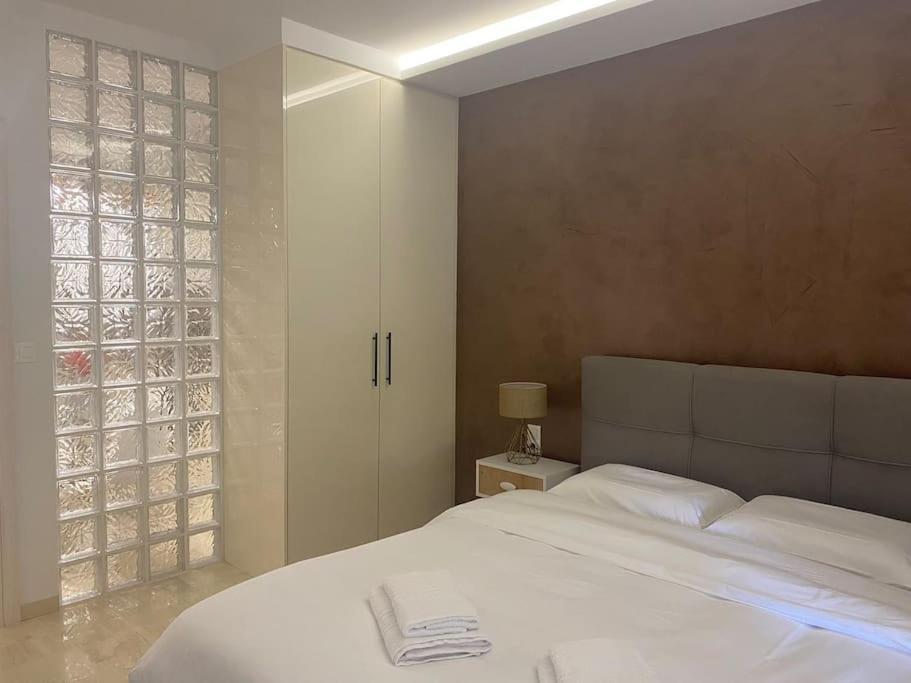 Apartment By The Castle Giannina Esterno foto
