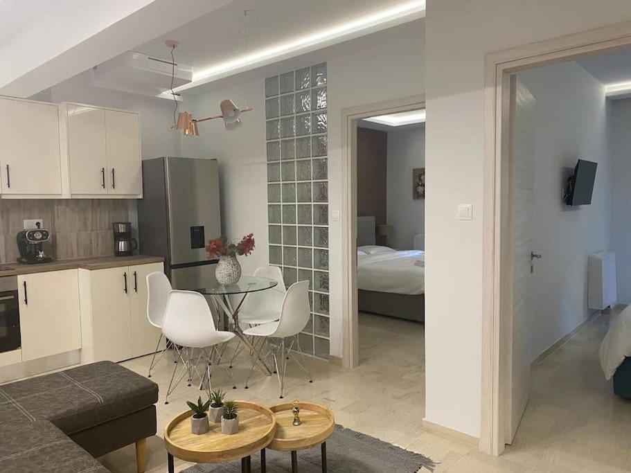 Apartment By The Castle Giannina Esterno foto
