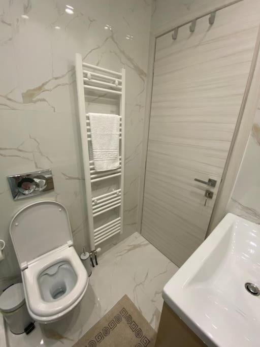 Apartment By The Castle Giannina Esterno foto